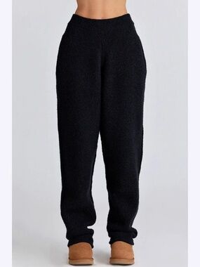 Amaryllis Boucle Black Jogger Pants | S
